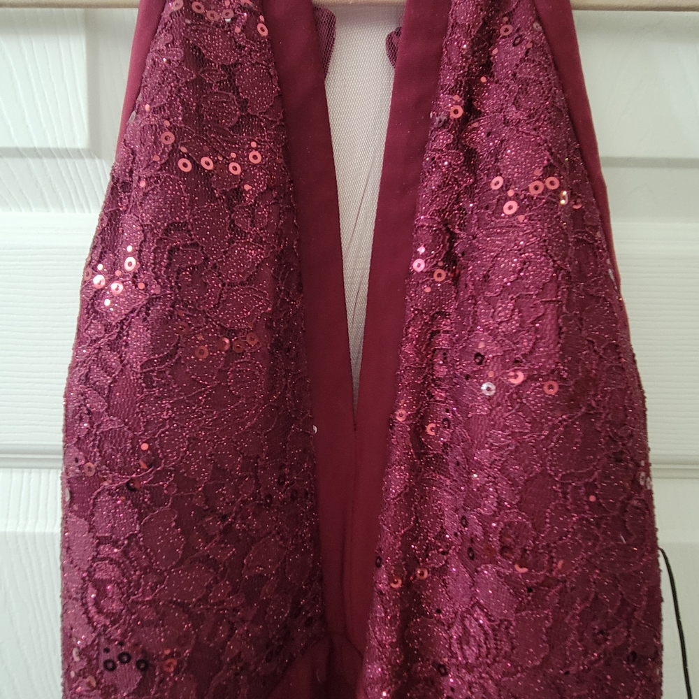 NWT - Nightway Lace Halter Gown - Picture 3 of 5